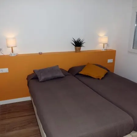 Living With Style In The Cabanyal Apartment *